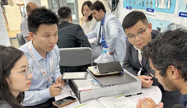 球友体育闪耀2024欧洲智慧能源展丨聚焦创新技术，共筑全球碳中和未来(图11)
