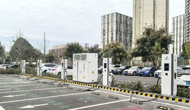 宜昌首批全液冷超充站投入运营，球友体育助力高质量充电基础设施建设(图2)