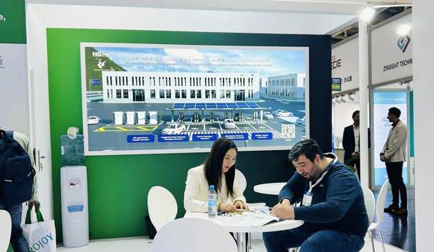 开拓欧洲市场新篇章！球友体育携光储充一体化整体解决方案闪耀慕尼黑(图3)